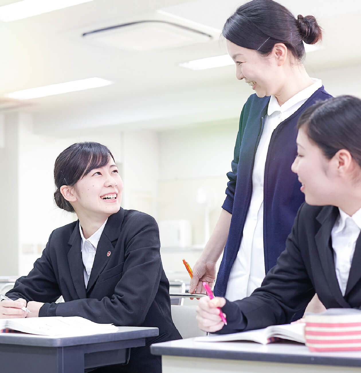 担任の先生がいつでも相談にのってくれる安心体制